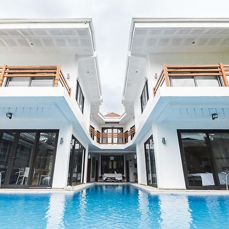 The Whitehouse By The Sea Villa Panglao Bagian luar foto