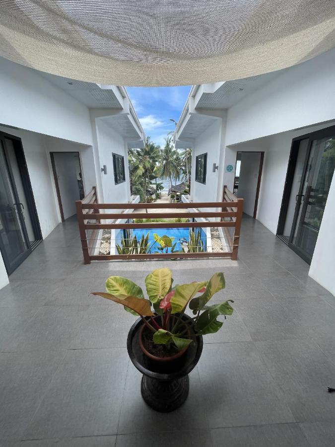 The Whitehouse By The Sea Villa Panglao Bagian luar foto