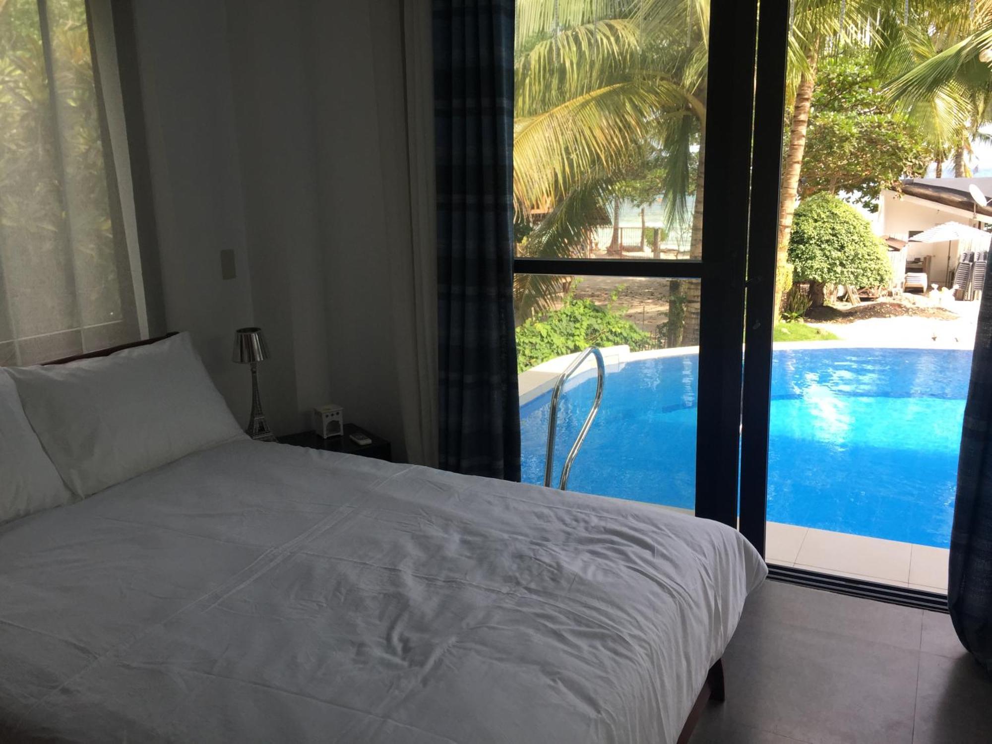 The Whitehouse By The Sea Villa Panglao Bagian luar foto