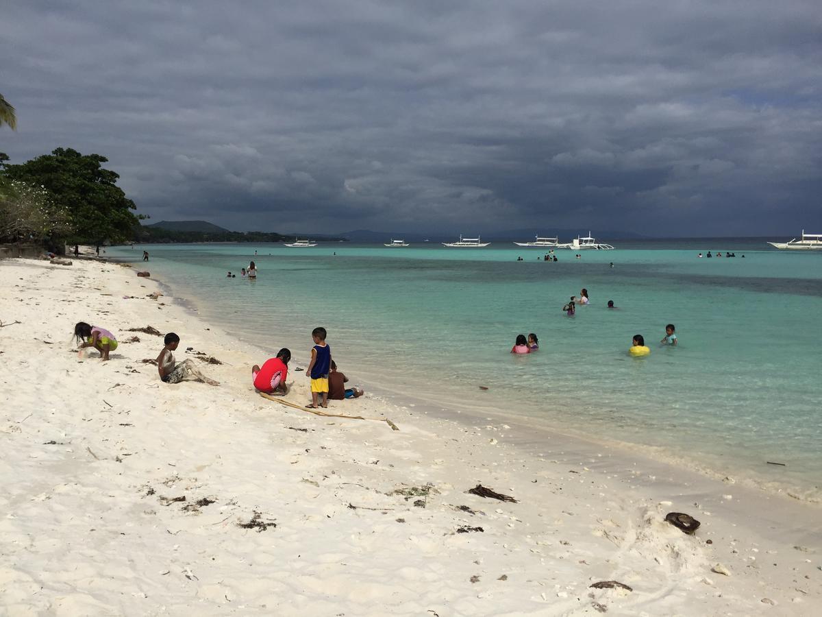 The Whitehouse By The Sea Villa Panglao Bagian luar foto